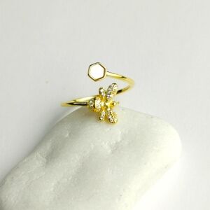 CZ bee and mother of Pearl 14k Gold Sterling Silver Ring 🆕